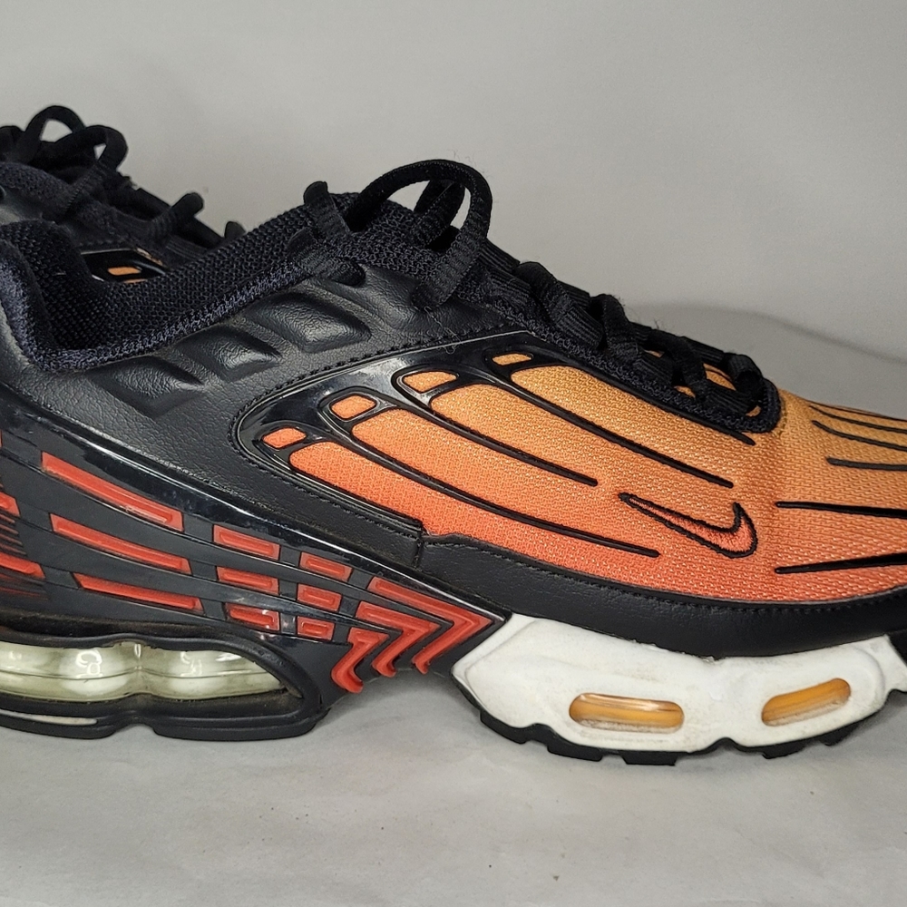 Nike Air Max Plus Youth Sneakers  Size 5.5Y CD6871-003 Womans Size 7